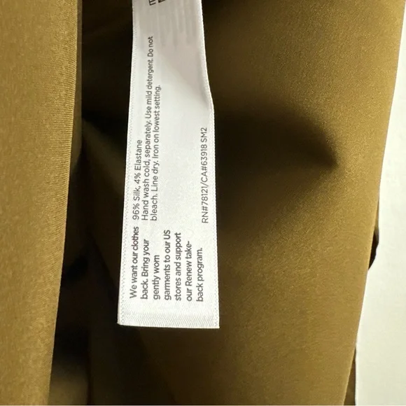 EILEEN FISHER SILK BUTTON UP BLOUSE WOMEN'S SIZE L - Picture 4 of 5